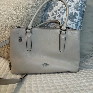 Coach Gray Satchel with Elegant Design and Leather Finish